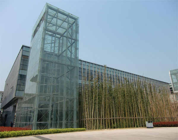 導(dǎo)軌式升降平臺-濟(jì)南揚(yáng)程升降機(jī)械有限公司